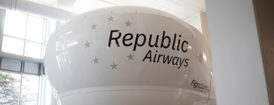 Republic Airways flight sim
